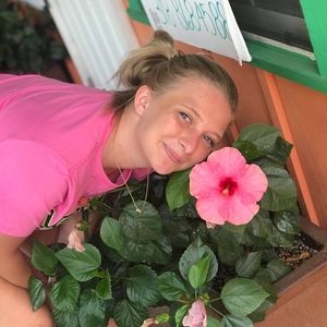 Meet your Posher, Haley